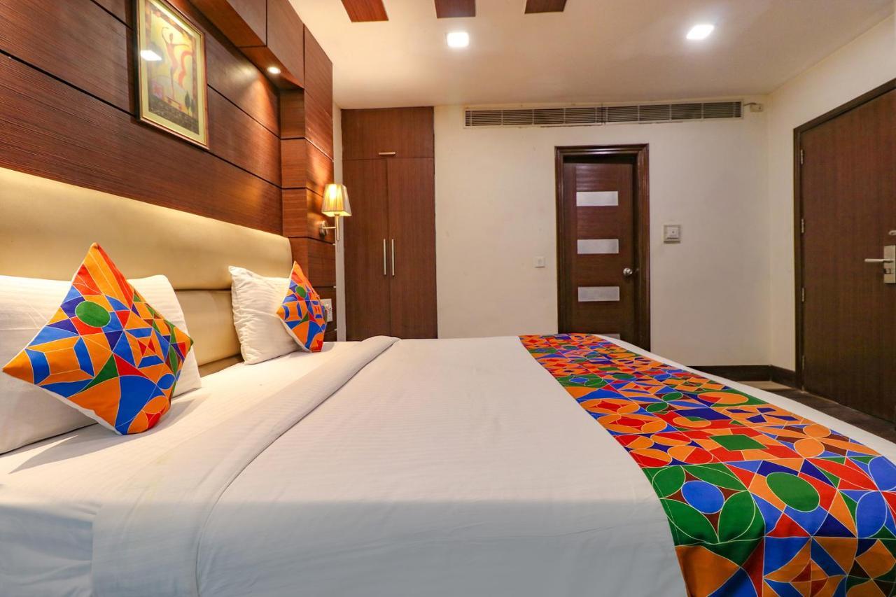 Fabhotel Admire Suites Nueva Delhi Exterior foto