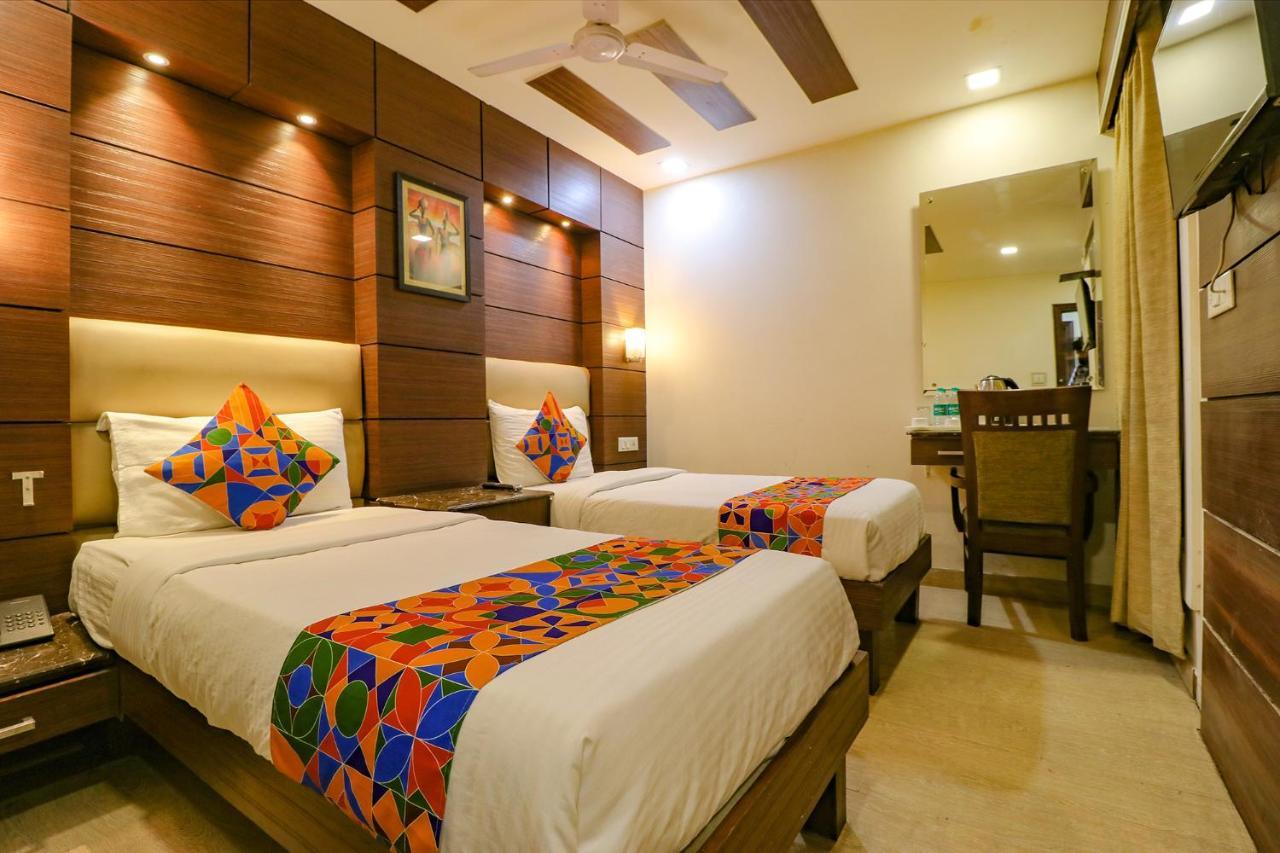 Fabhotel Admire Suites Nueva Delhi Exterior foto