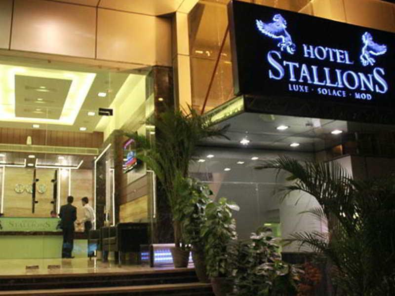Fabhotel Admire Suites Nueva Delhi Exterior foto