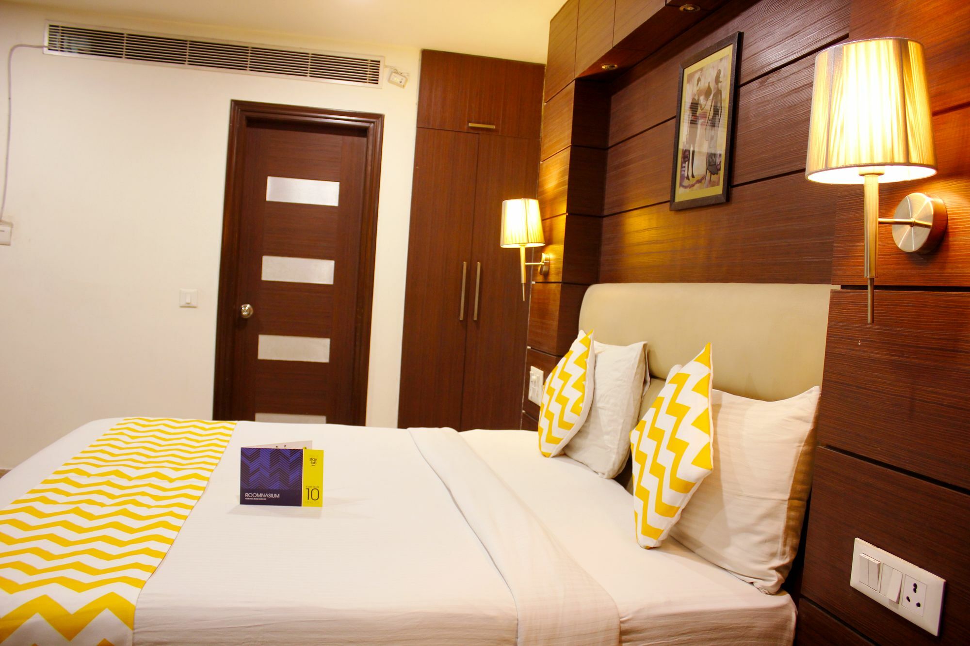 Fabhotel Admire Suites Nueva Delhi Exterior foto